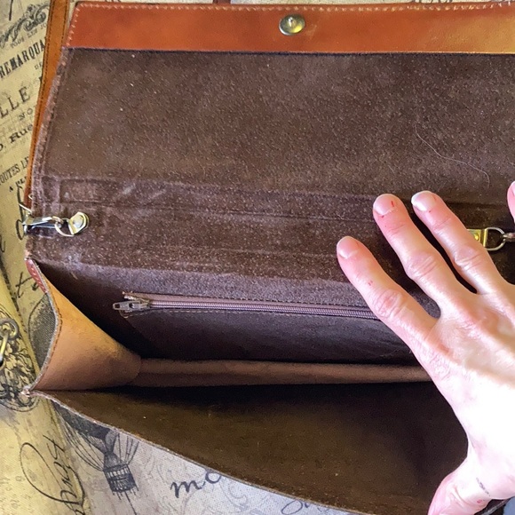 Etienne Aigner shoulder strap leather bag - Picture 6 of 9